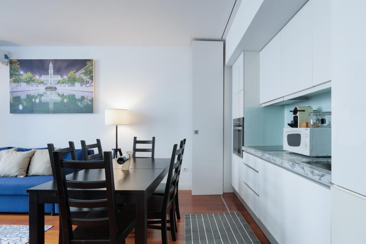 Bright Modern Flats With Balcony - City Center * Oporto